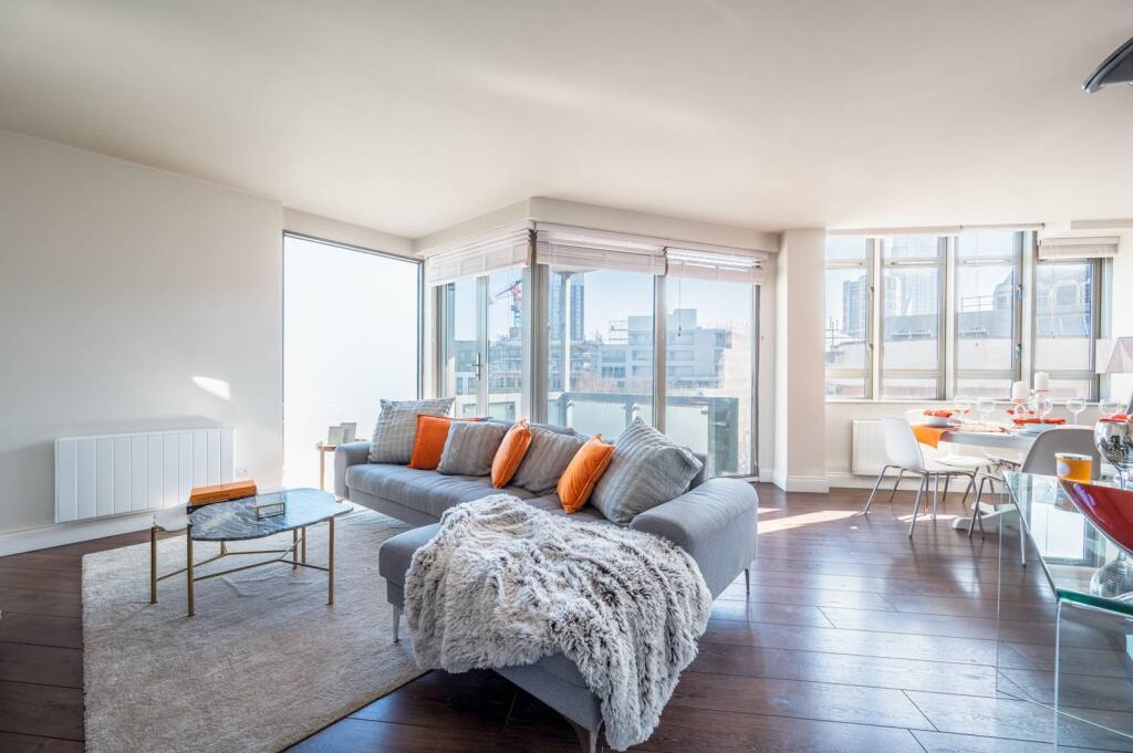 2 bed 1st Floor Flat for rent in London. From Foxtons - Clerkenwell