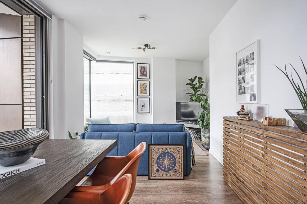 1 bed 1st Floor Flat for rent in London. From Foxtons - Clerkenwell