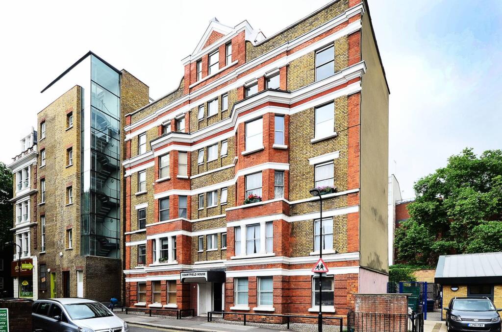 1 bed 1st Floor Flat for rent in London. From Foxtons - Clerkenwell