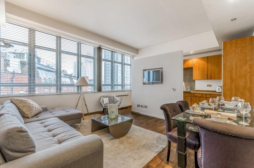 2 bed 1st Floor Flat for rent in London. From Foxtons - Clerkenwell