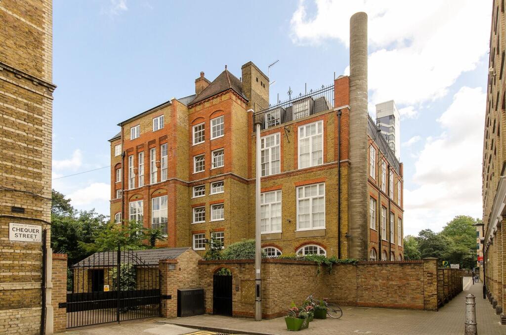 2 bed 1st Floor Flat for rent in London. From Foxtons - Clerkenwell