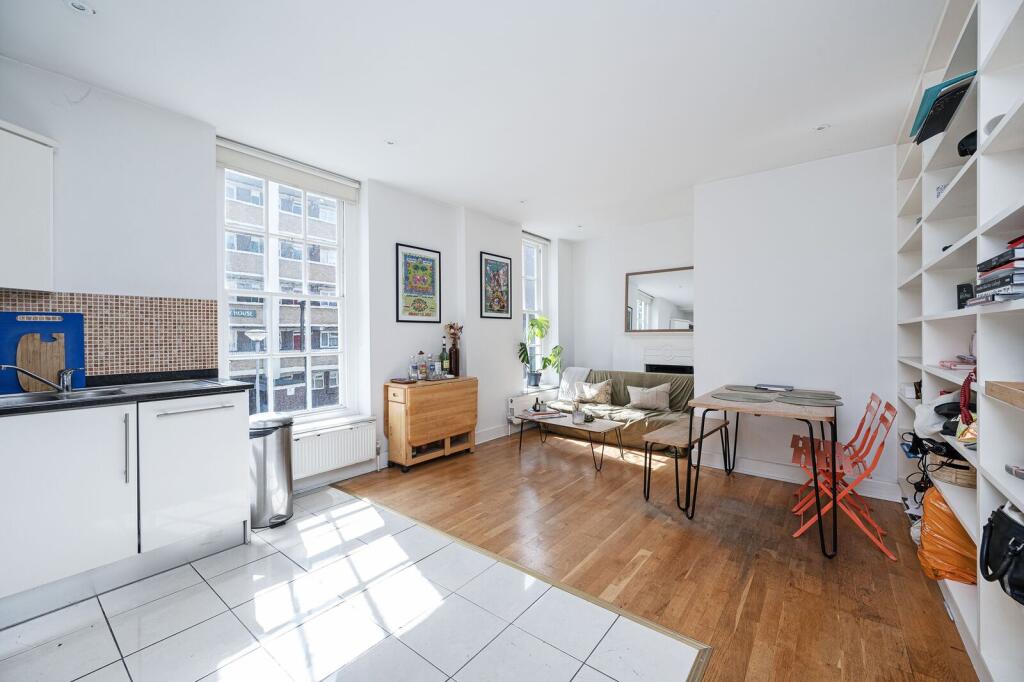 2 bed 1st Floor Flat for rent in Islington. From Foxtons - Clerkenwell