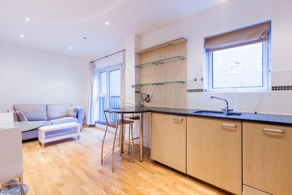 1 bed 1st Floor Flat for rent in Islington. From Foxtons - Clerkenwell 1 bed 1st Floor Flat for rent in Islington. From Foxtons - Clerkenwell
