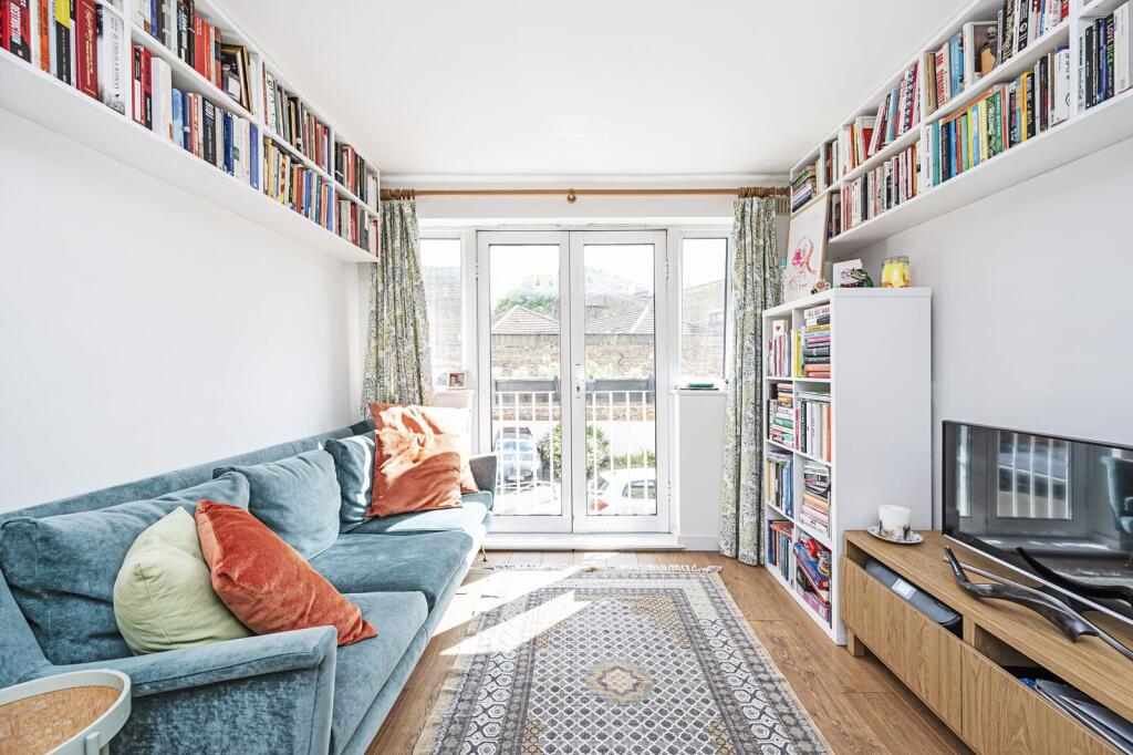 2 bed 1st Floor Flat for rent in London. From Foxtons - Clerkenwell 2 bed 1st Floor Flat for rent in London. From Foxtons - Clerkenwell