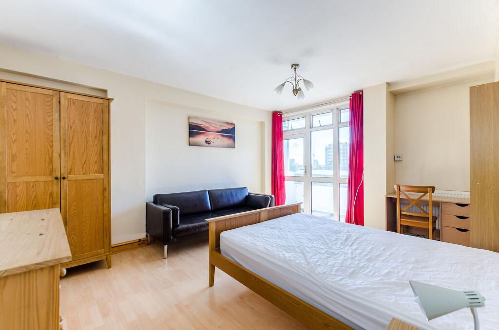 3 bed 1st Floor Flat for rent in London. From Foxtons - Clerkenwell 3 bed 1st Floor Flat for rent in London. From Foxtons - Clerkenwell
