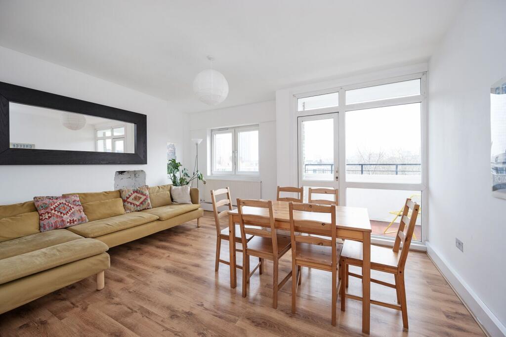 4 bed 1st Floor Flat for rent in London. From Foxtons - Clerkenwell
