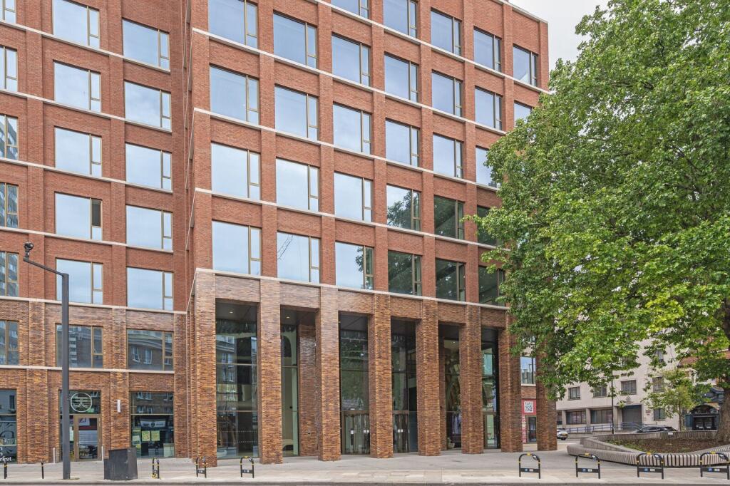 2 bed 1st Floor Flat for rent in London. From Foxtons - Clerkenwell