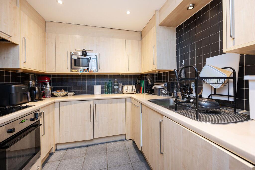 2 bed 1st Floor Flat for rent in Islington. From Foxtons - Clerkenwell 2 bed 1st Floor Flat for rent in Islington. From Foxtons - Clerkenwell