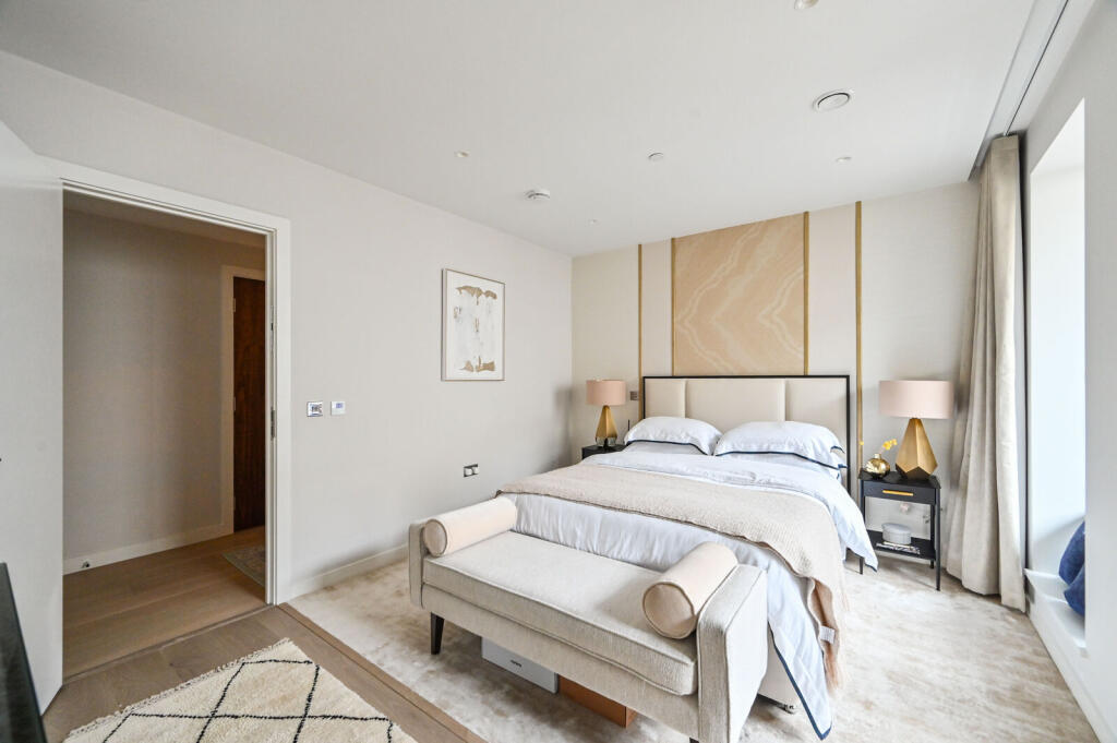 2 bed 1st Floor Flat for rent in Islington. From Foxtons - Clerkenwell