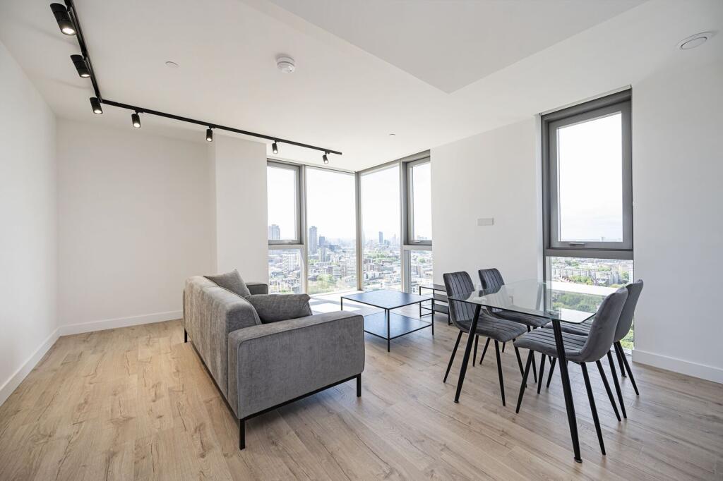 2 bed 1st Floor Flat for rent in Islington. From Foxtons - Clerkenwell