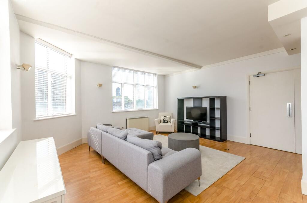 1 bed 1st Floor Flat for rent in Islington. From Foxtons - Clerkenwell