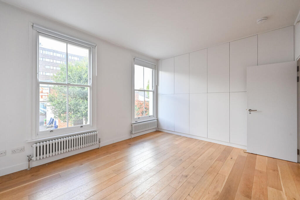 2 bed 1st Floor Flat for rent in London. From Foxtons - Clerkenwell