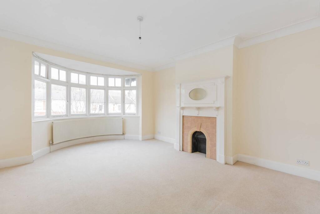 4 bed Detached for rent in London. From Foxtons - Crouch End