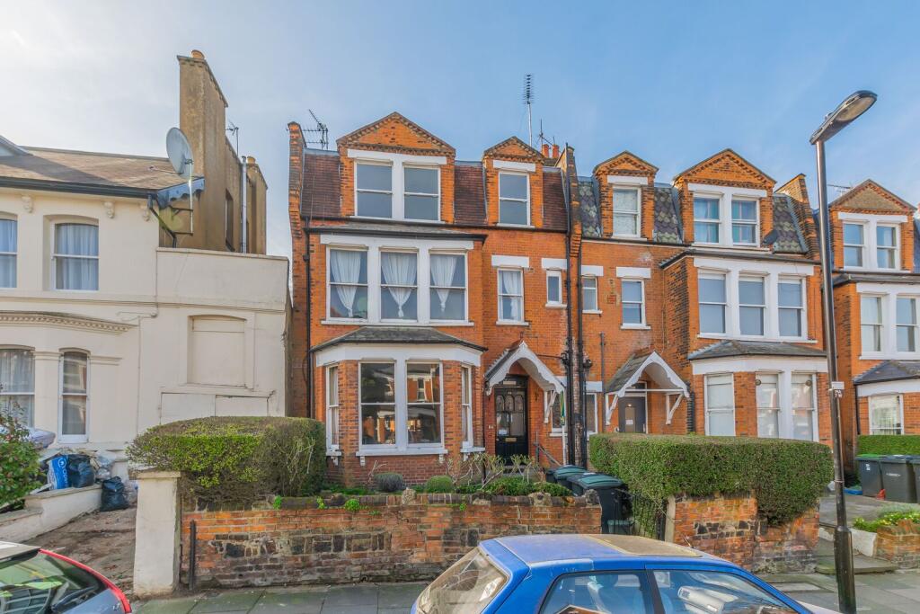 2 bed 1st Floor Flat for rent in Hornsey. From Foxtons - Crouch End 2 bed 1st Floor Flat for rent in Hornsey. From Foxtons - Crouch End
