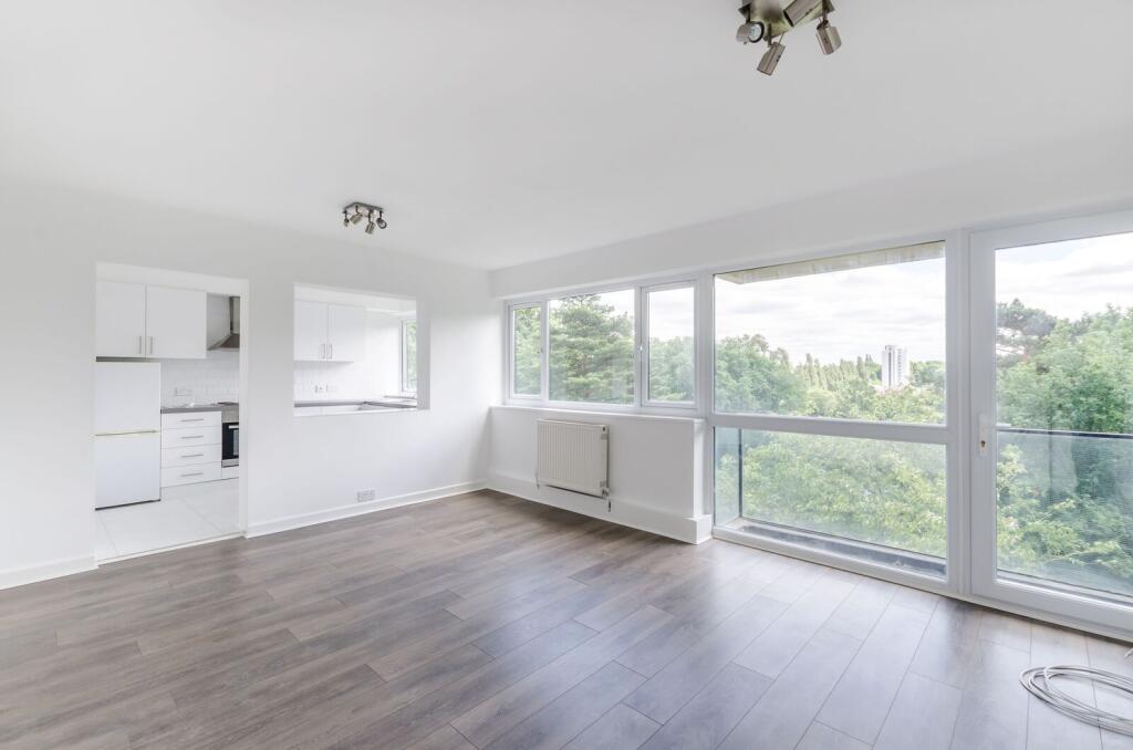 1 bed 1st Floor Flat for rent in Hornsey. From Foxtons - Crouch End