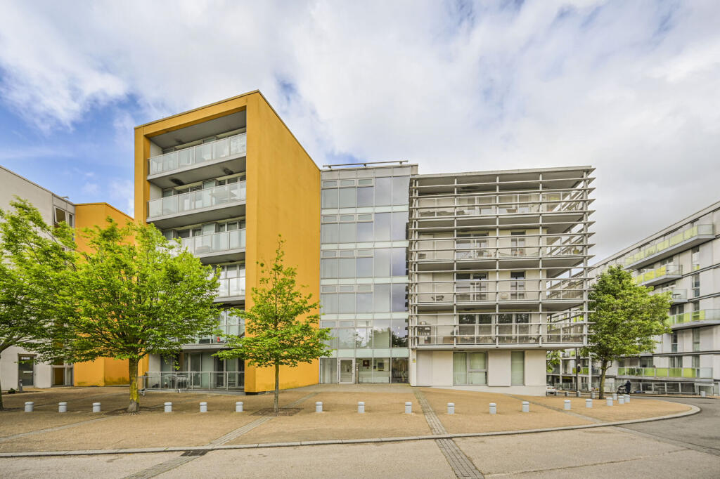 1 bed 1st Floor Flat for rent in Hornsey. From Foxtons - Crouch End