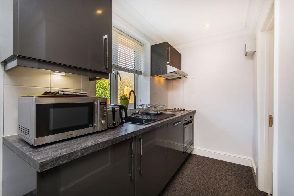 1 bed Bungalow for rent in Farleigh. From Foxtons - Croydon