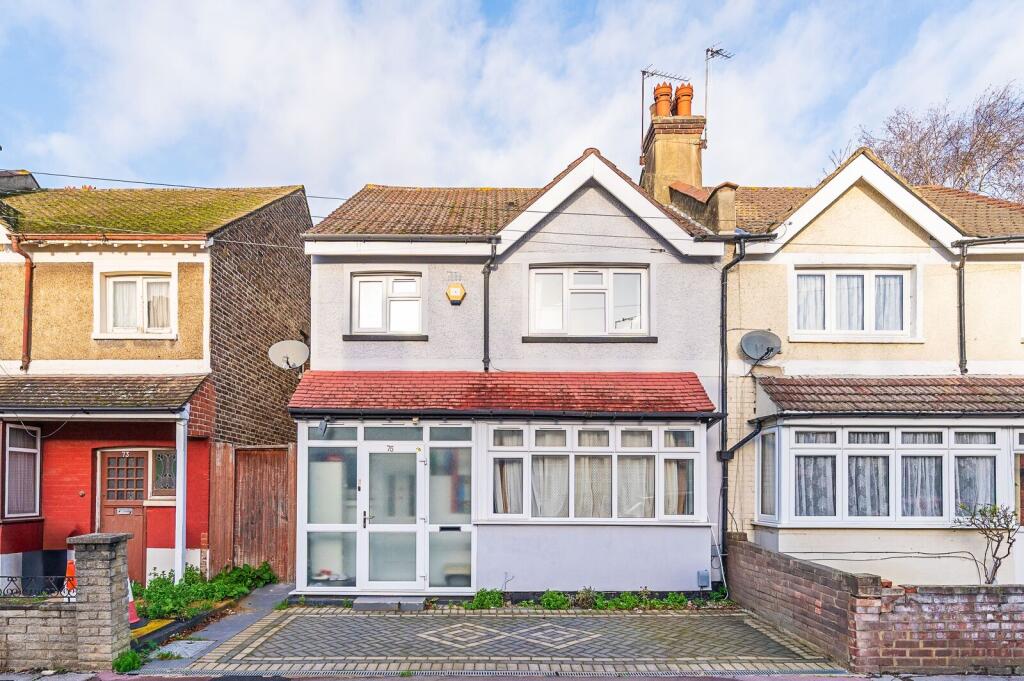 3 bed Semi Detached for rent in Croydon. From Foxtons - Croydon 3 bed Semi Detached for rent in Croydon. From Foxtons - Croydon