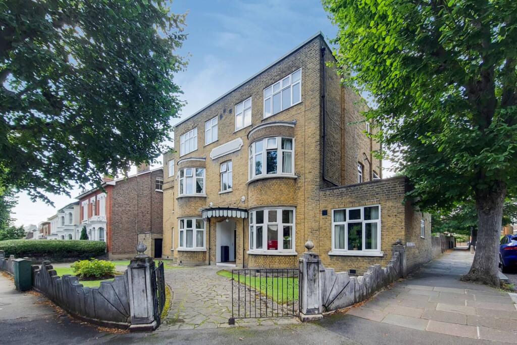 2 bed 1st Floor Flat for rent in London. From Foxtons - Ealing 2 bed 1st Floor Flat for rent in London. From Foxtons - Ealing