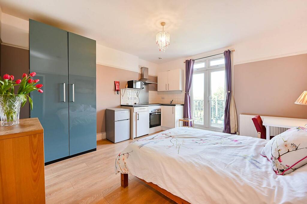 0 bed Studio for rent in London. From Foxtons - Ealing