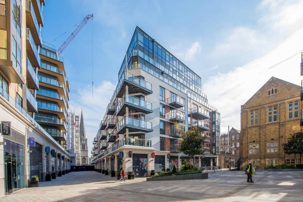 1 bed 1st Floor Flat for rent in London. From Foxtons - Ealing