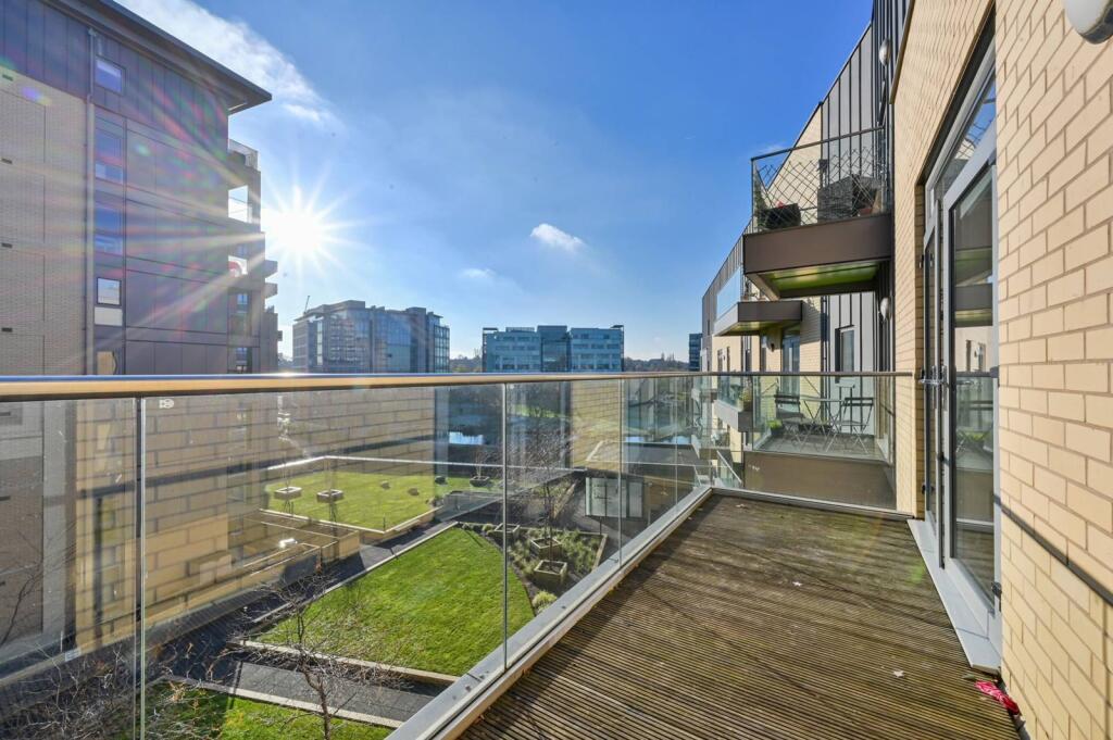 2 bed 1st Floor Flat for rent in Willesden. From Foxtons - Ealing