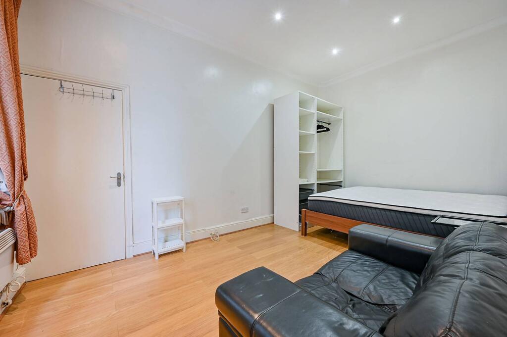 0 bed Studio for rent in Acton. From Foxtons - Ealing