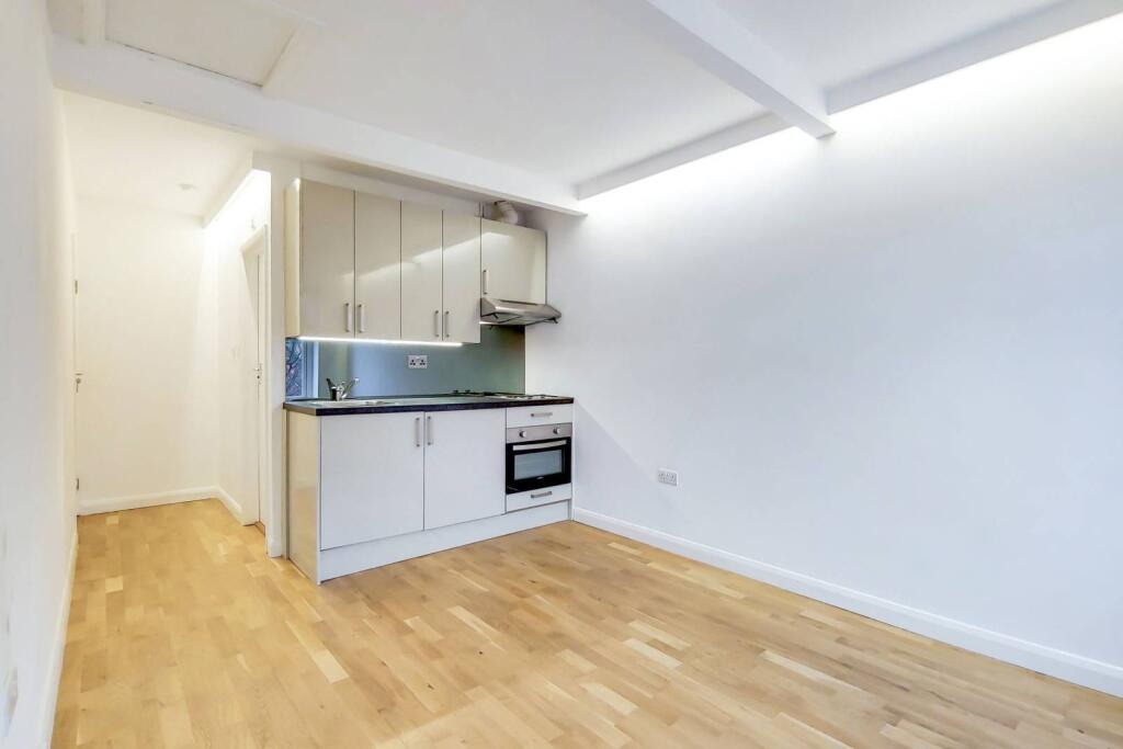0 bed Studio for rent in Brentford. From Foxtons - Ealing