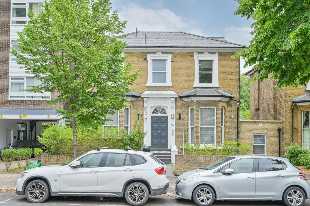 1 bed 1st Floor Flat for rent in Acton. From Foxtons - Ealing