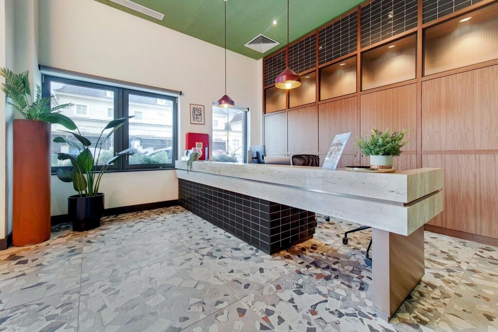 1 bed 1st Floor Flat for rent in Southall. From Foxtons - Ealing