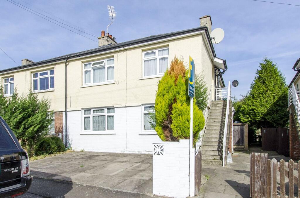 2 bed 1st Floor Flat for rent in London. From Foxtons - Ealing 2 bed 1st Floor Flat for rent in London. From Foxtons - Ealing