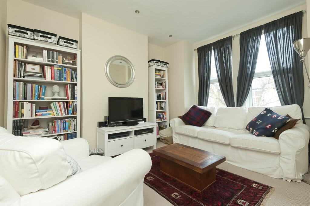 3 bed 1st Floor Flat for rent in London. From Foxtons - Ealing 3 bed 1st Floor Flat for rent in London. From Foxtons - Ealing