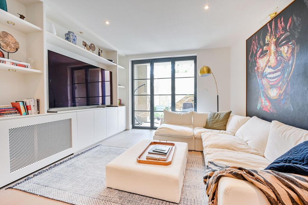 2 bed 1st Floor Flat for rent in London. From Foxtons - Ealing 2 bed 1st Floor Flat for rent in London. From Foxtons - Ealing