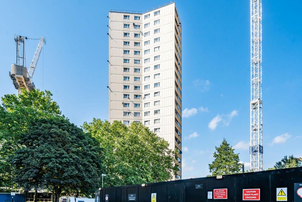 1 bed 1st Floor Flat for rent in London. From Foxtons - Ealing