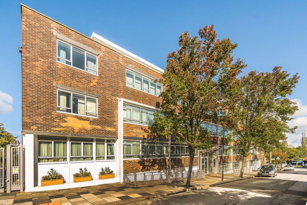1 bed 1st Floor Flat for rent in London. From Foxtons - Ealing