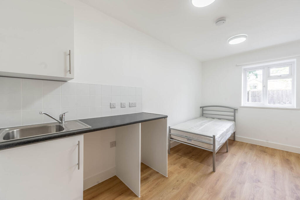 0 bed Studio for rent in London. From Foxtons - Ealing