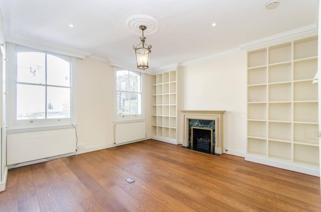 3 bed Annexe for rent in London. From Foxtons - Earls Court
