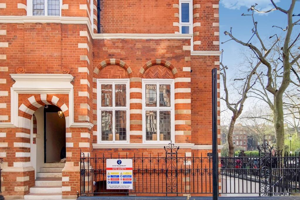 2 bed 1st Floor Flat for rent in London. From Foxtons - Earls Court