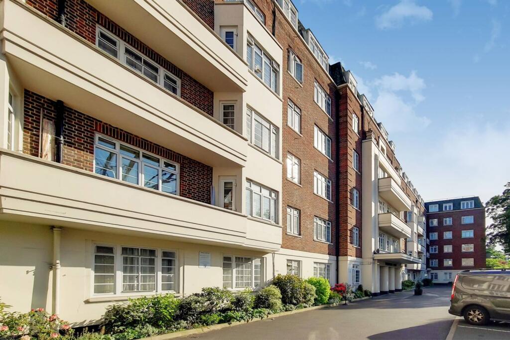 0 bed Studio for rent in London. From Foxtons - Earls Court