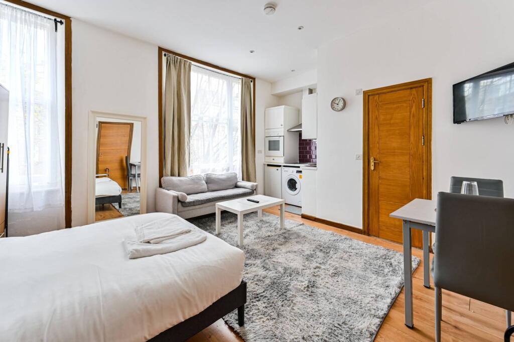 0 bed Studio for rent in London. From Foxtons - Earls Court