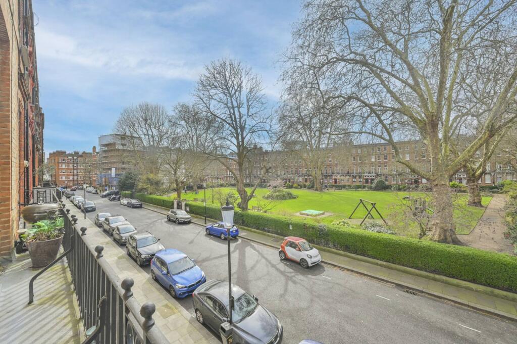 2 bed 1st Floor Flat for rent in London. From Foxtons - Earls Court