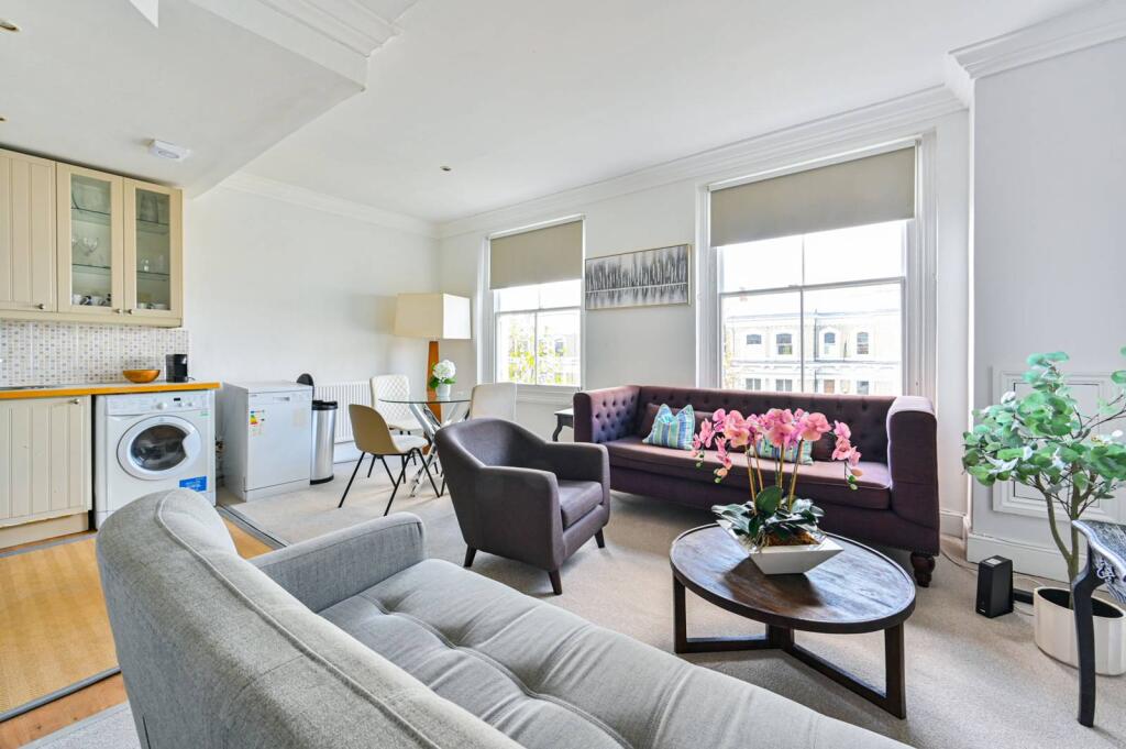 2 bed 1st Floor Flat for rent in London. From Foxtons - Earls Court