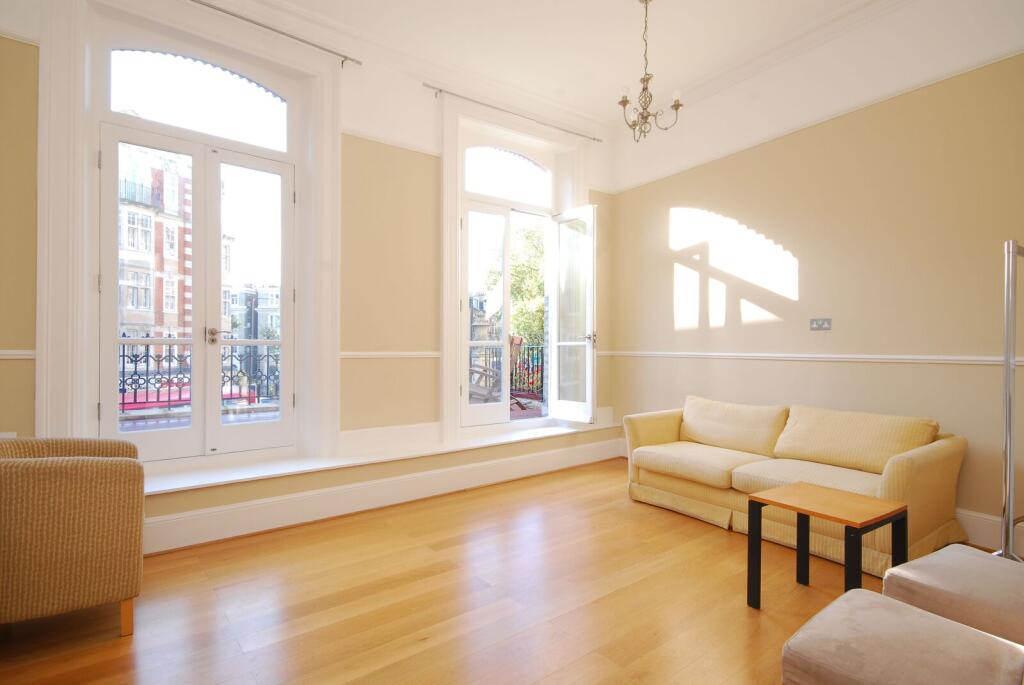 2 bed 1st Floor Flat for rent in London. From Foxtons - Earls Court
