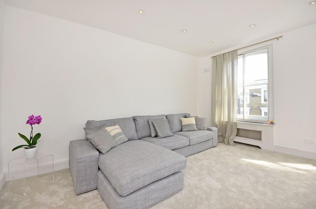 1 bed 1st Floor Flat for rent in Kensington. From Foxtons - Earls Court