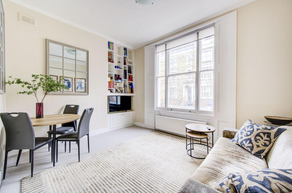 2 bed 1st Floor Flat for rent in Kensington. From Foxtons - Earls Court 2 bed 1st Floor Flat for rent in Kensington. From Foxtons - Earls Court