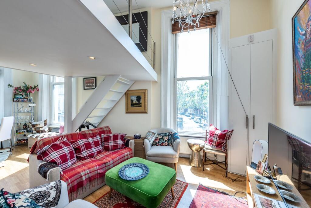 4 bed Studio for rent in Kensington. From Foxtons - Earls Court