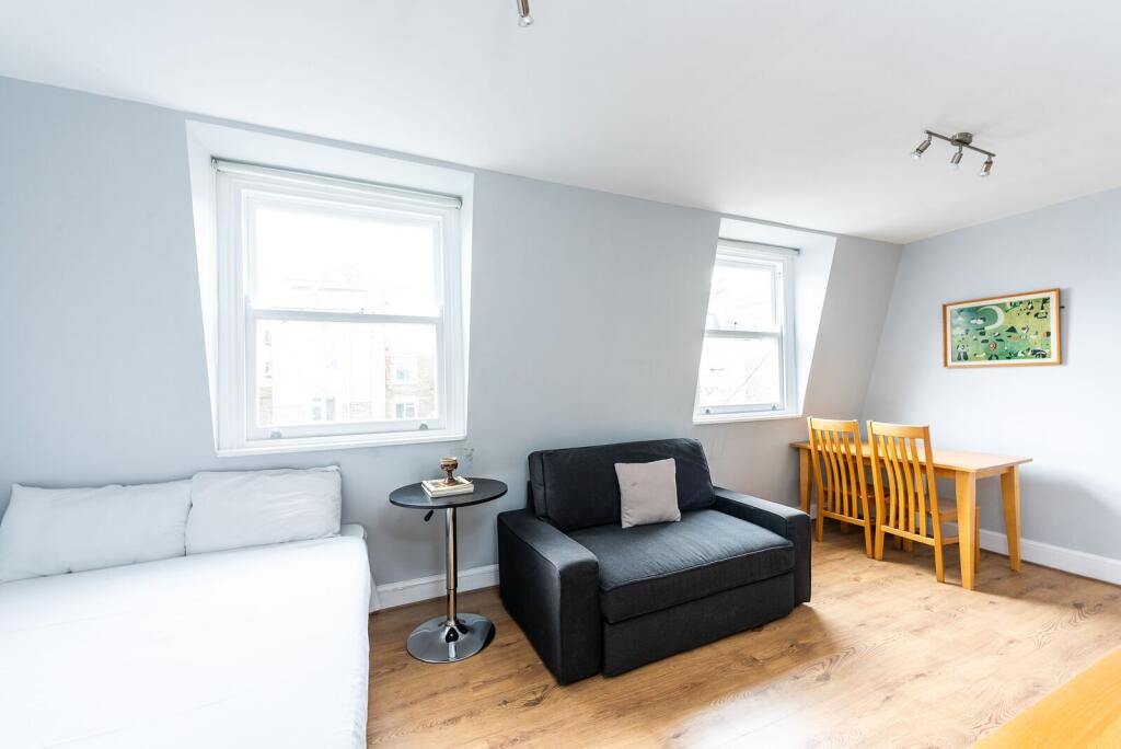 4 bed Studio for rent in London. From Foxtons - Earls Court