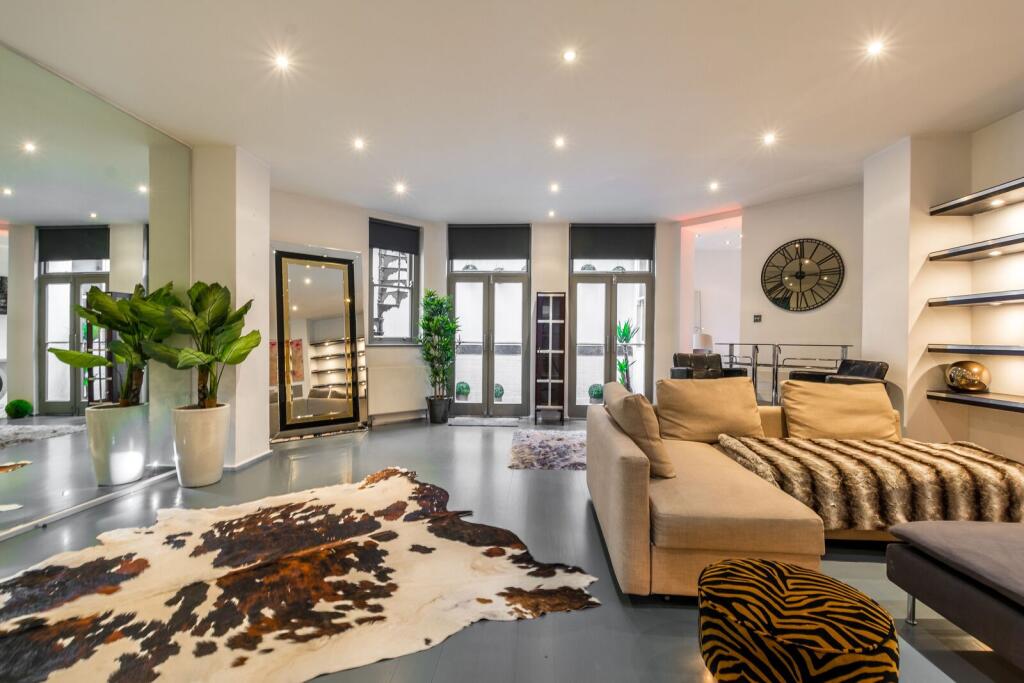 1 bed 1st Floor Flat for rent in Kensington. From Foxtons - Earls Court