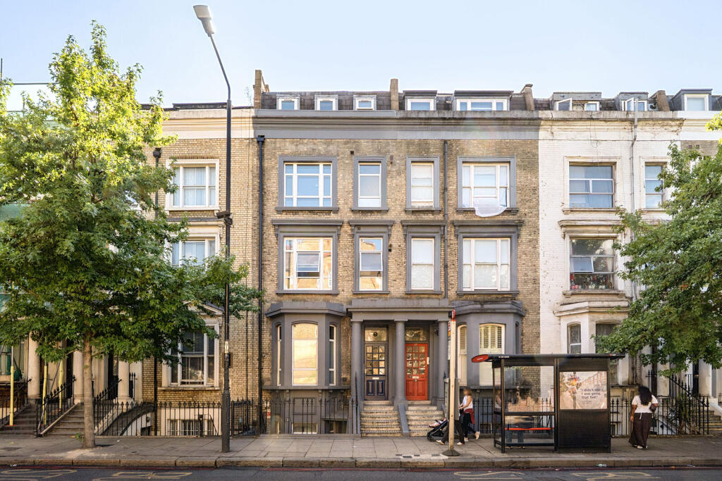 4 bed Studio for rent in London. From Foxtons - Earls Court 4 bed Studio for rent in London. From Foxtons - Earls Court