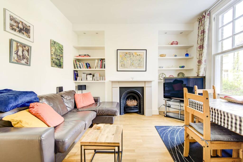 1 bed 1st Floor Flat for rent in London. From Foxtons - Fulham Broadway